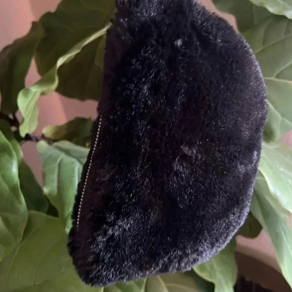 House of Harlow 1960 Women’s Faux Fur Mink Purse Wristlet - Picture 10 of 10